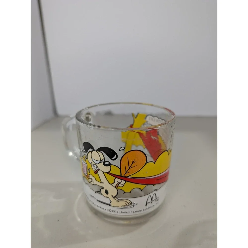 Vintage 1978 McDonalds Garfield Glass Mug Its Not a Pretty Life Jim Davis Cat